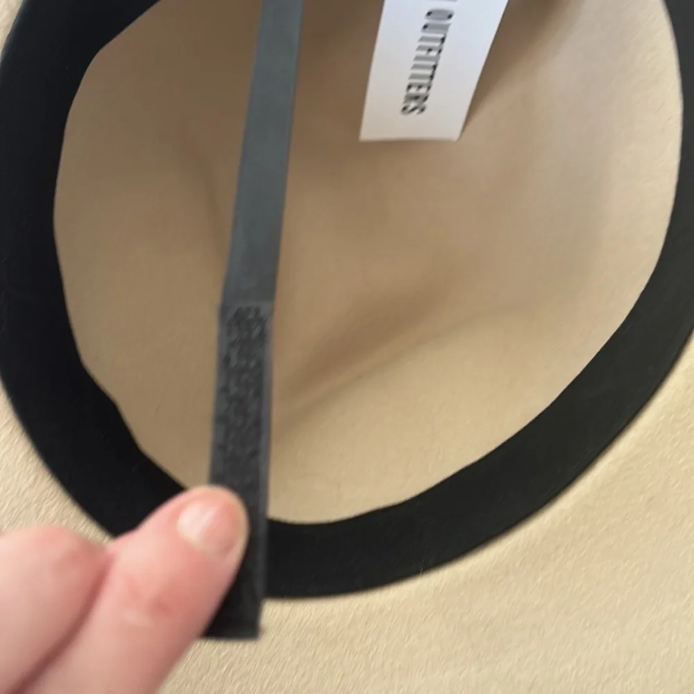 Urban outfitters felt adjustable western hat - Picture 3 of 4